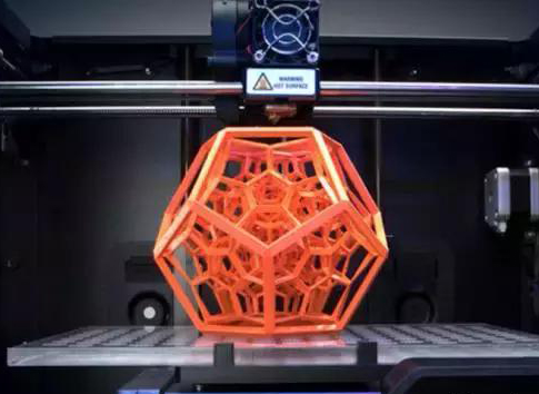 跟传统制造业相比，3D打印的优势在哪里？