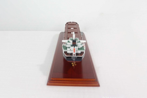 79900t散货船模型：航海的艺术再现