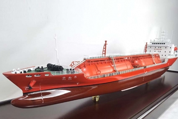 华南5500LPG运输船：打造安全高效的液化石油气运输利器