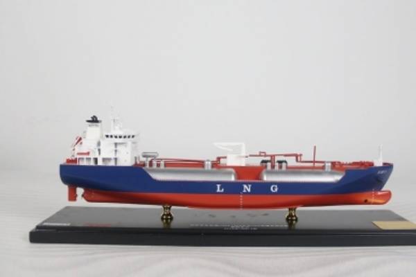 7500立方米LNG滚装船：发展轨迹、应用现状及工艺特点深度解析