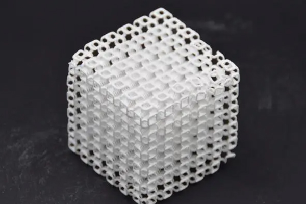 3D打印原材料：材质多样性与应用前景