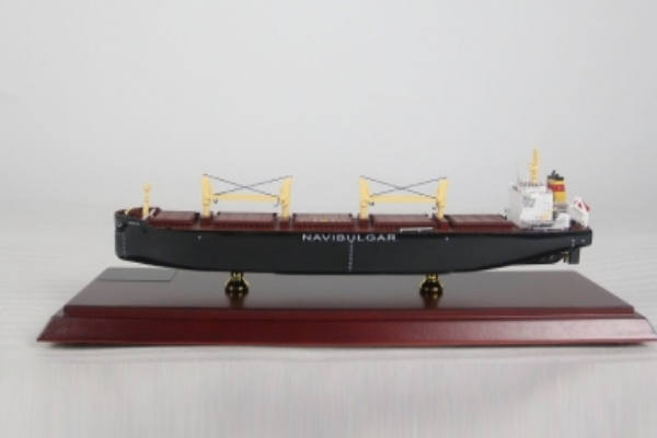 4500载重吨散货船：发展历程、应用价值、工艺特点与模型制作解析