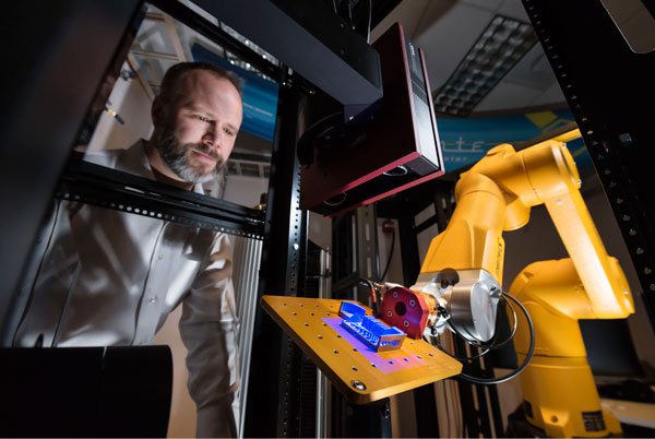桑迪亚国家实验室开发模块化机器人用于快速测试3D打印部件