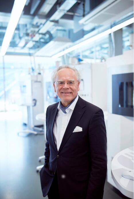 EOS_Dr-Hans-Langer