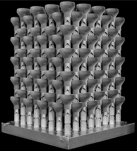 通过3D打印设备进行批量制造的大灯散热器