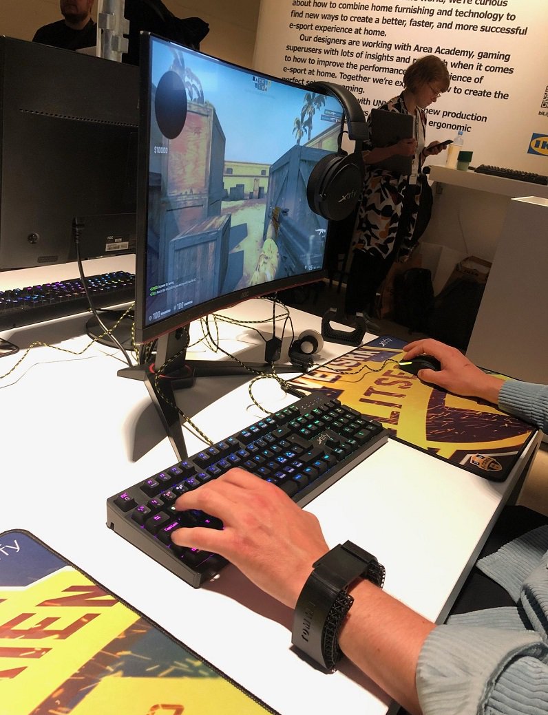 3D打印手腕支架原型正在使用中