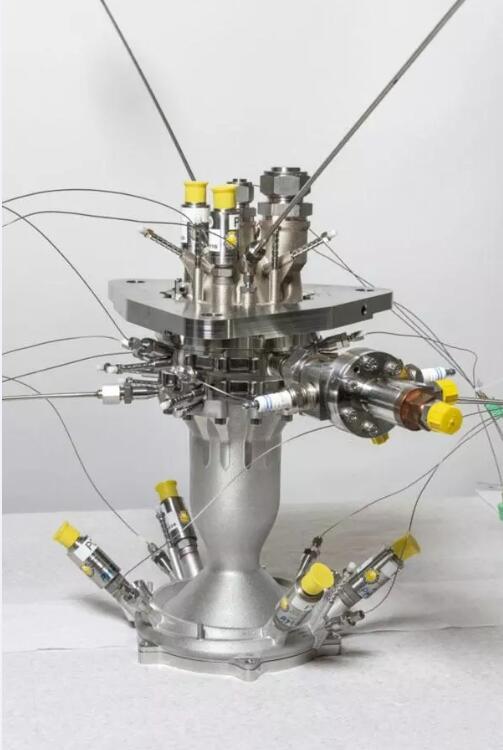 火箭发动机燃气发生器图片