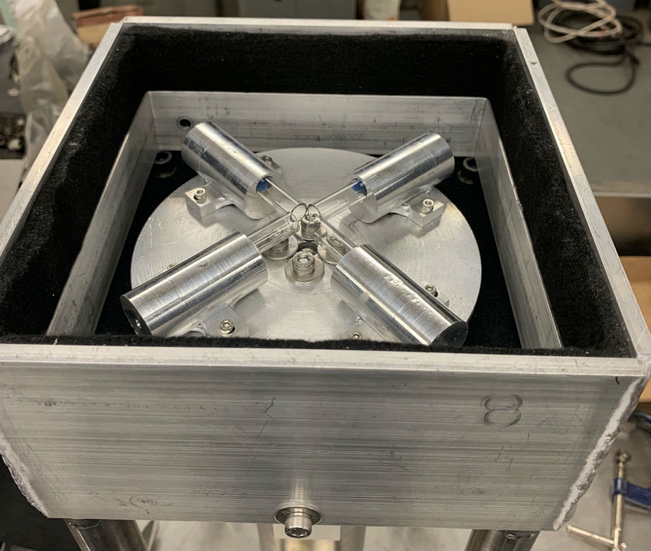  Electronic Alchemy设备回收商的第一个原型